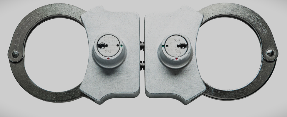 Peerless Handcuffs USA